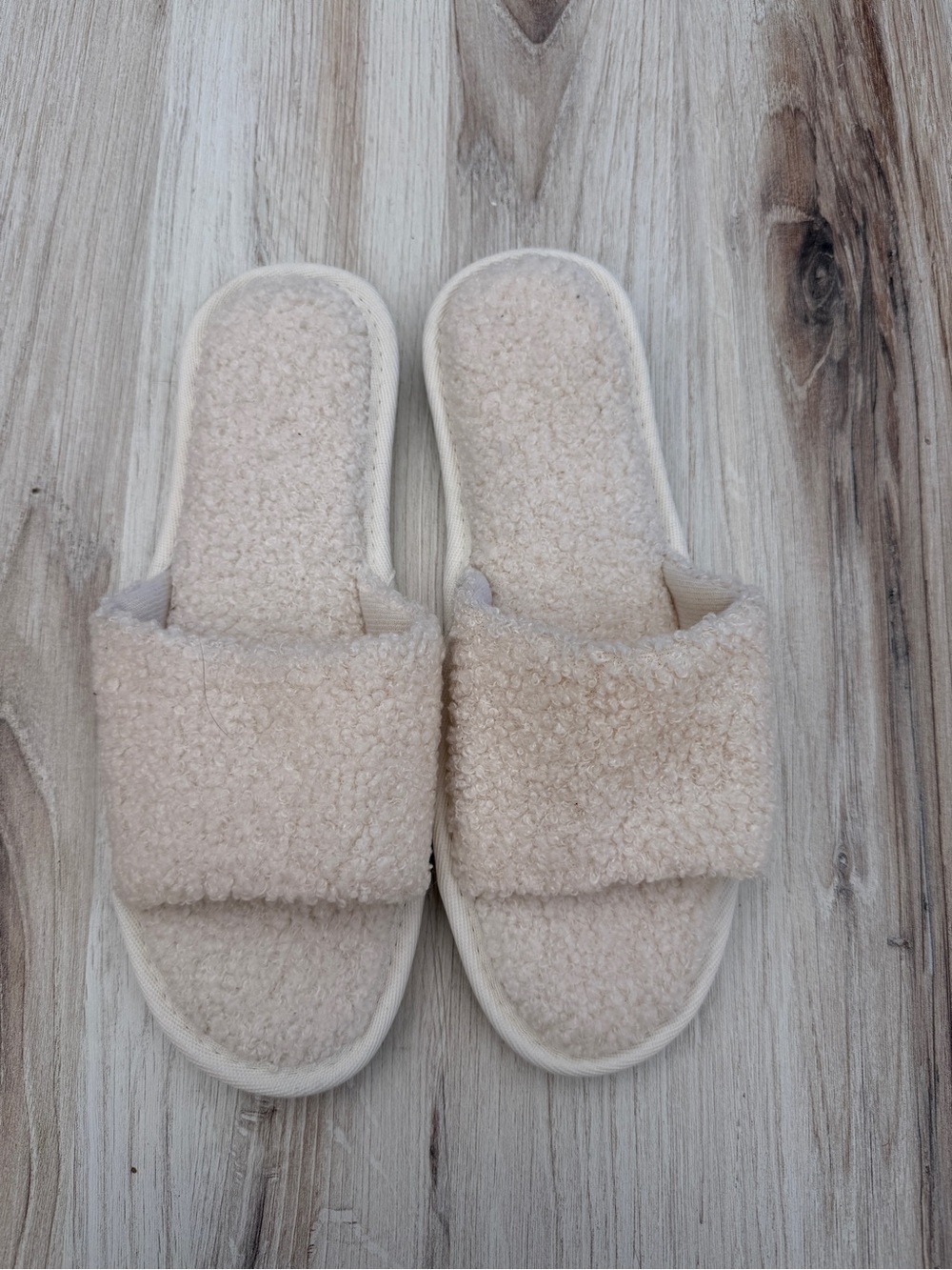 Neutral Cream Slide Slippers - Size 38/39